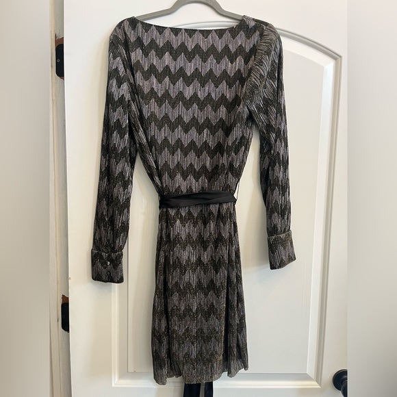 Banana Republic Black and Gray Chevron Dress - Picture 2 of 2